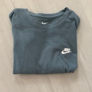 Classic Nike Tee